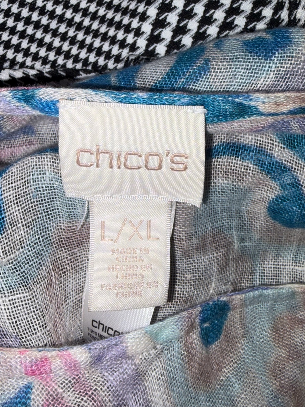 Chico's Sheer Paisley Tunic in Teal and Pink Linen Size L/XL - Picture 6 of 7